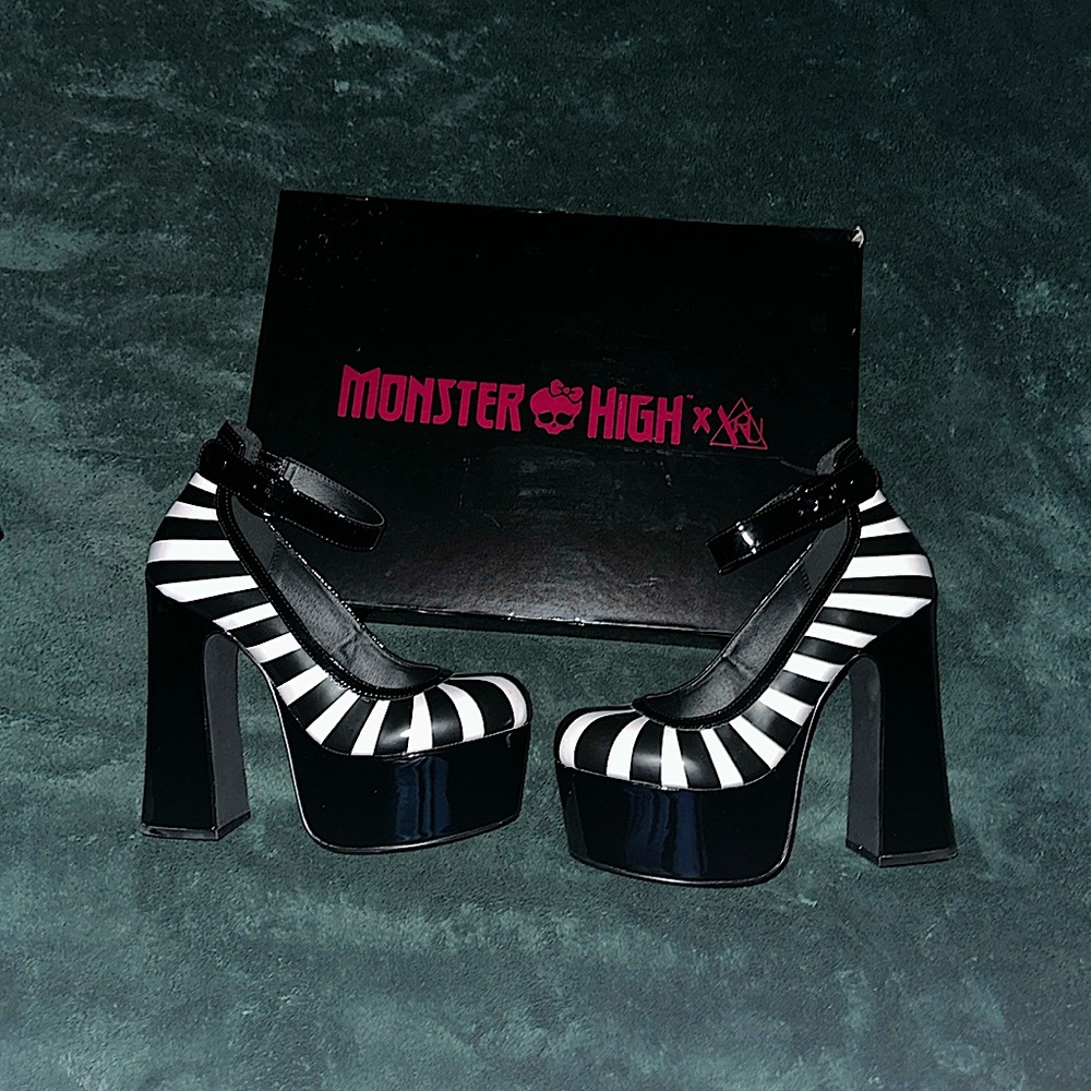 Monster High x YRU